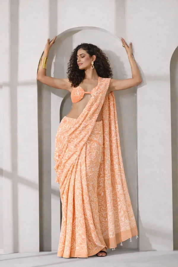 Peach_Colour_Tepchi_Chikankari_Saree