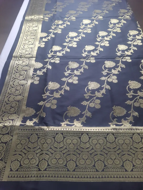 Black_Banarsi_Premium_&_Elegant_Dupatta_For_Women
