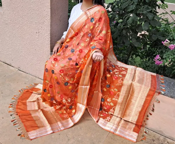 Orange_Kota_Chek_Katan_Paithani_Jal_Banarasi_Premium_&_Elegant_Dupatta_For_Women
