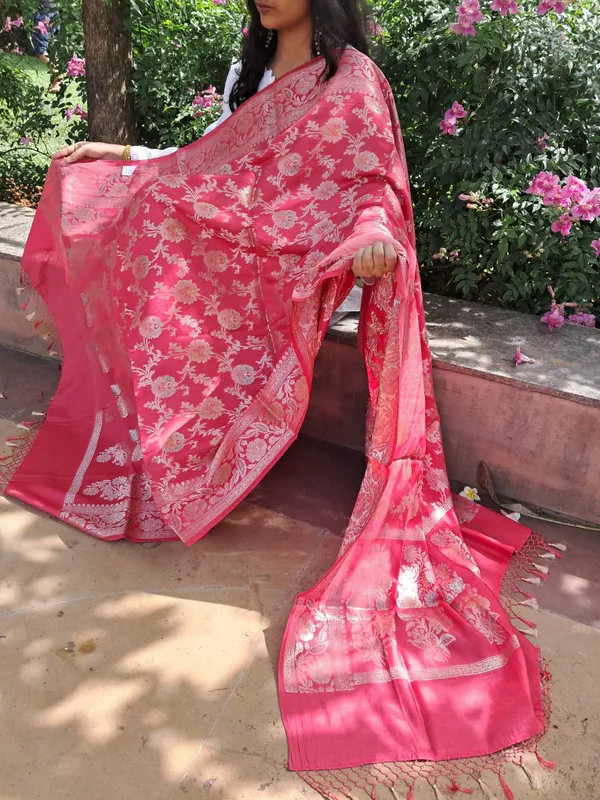 Pink_Katan_Silk_Banarasi_Premium_&_Elegant_Dupatta_For_Women