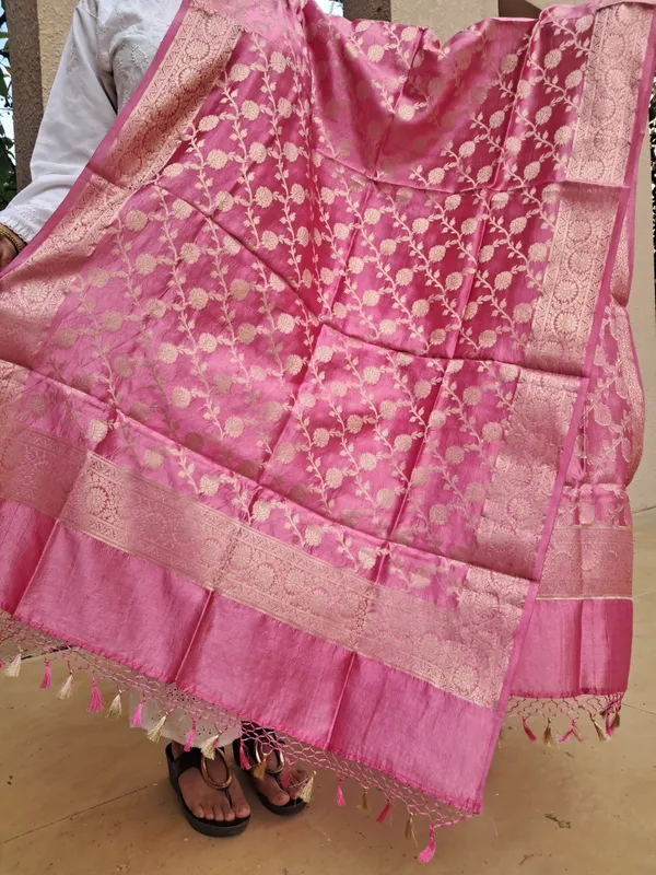 Pink_Puna_Silk_Jakat_Jal_Dupatta