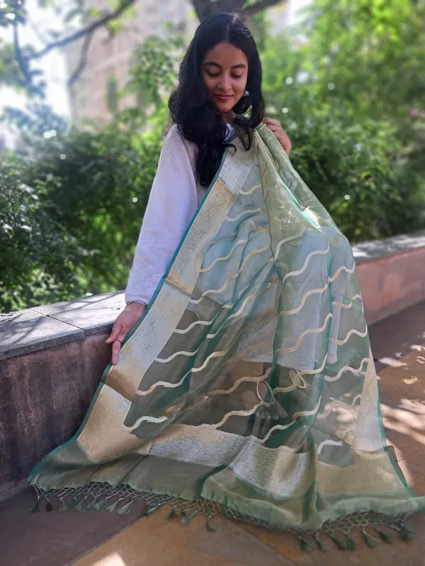 Green_Banarasi_Premium_&_Elegant_Dupatta_For_Women