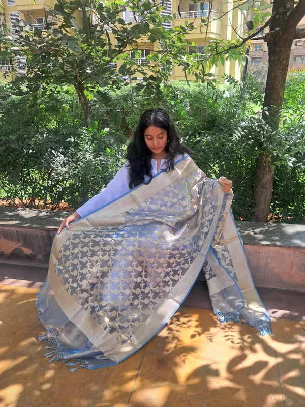 Blue_Jacquard_Premium_&_Elegant_Dupatta_For_Women