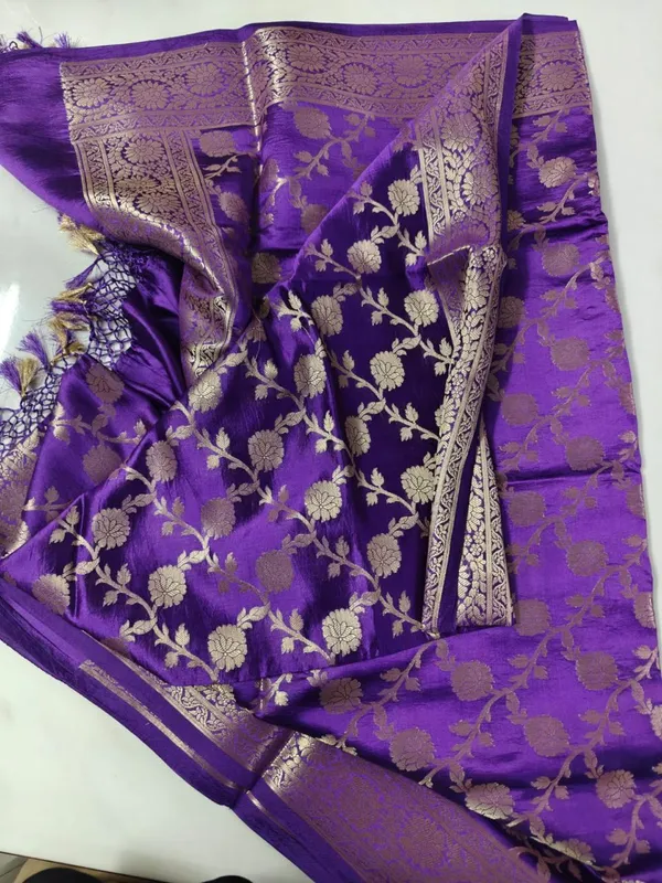 Purple_Banarasi_Puna_Silk_Dupatta_For_Women