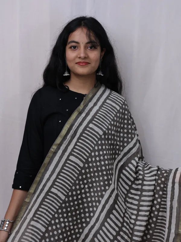 Grey_Cotton_Premium_&_Elegant_Dupatta_For_Women