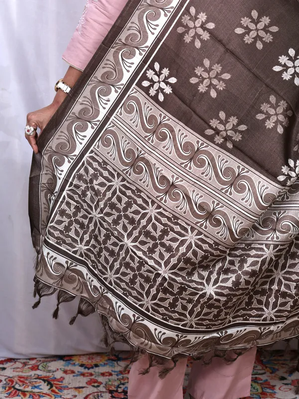 Brown_Chanderi_Silk_Premium_&_Elegant_Dupatta_For_Women