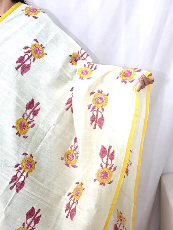 Hand_Block_Print_Cotton_Premium_&_Elegant_Dupatta_For_Women