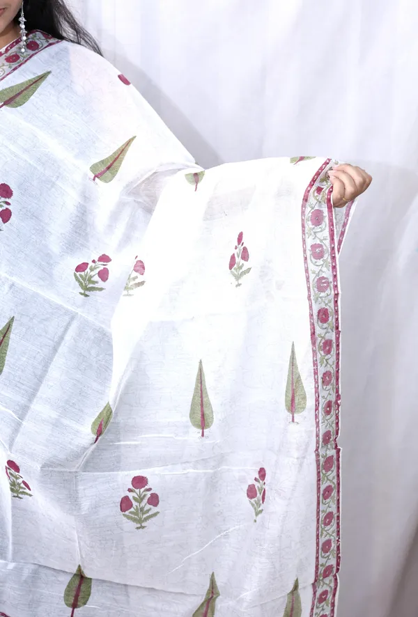 White_Hand_Block_Print_Cotton_Premium_&_Elegant_Dupatta_For_Women