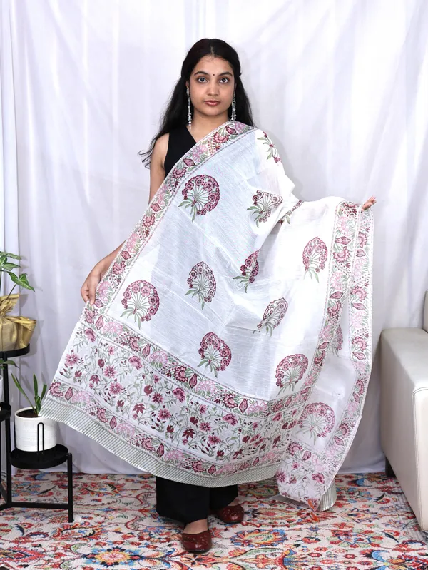 White_Hand_Print_Cotton_Premium_&_Elegant_Dupatta_For_Women