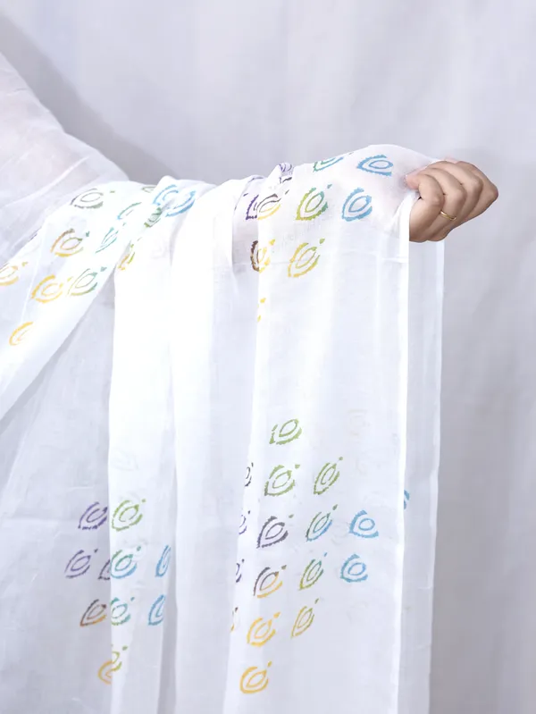 White_Cotton_Premium_&_Elegant_Dupatta_For_Women