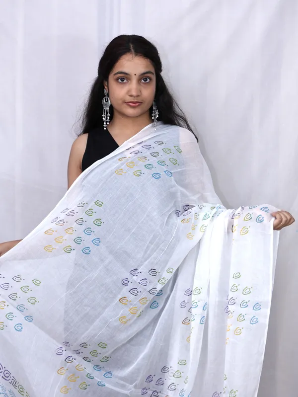 White_Cotton_Premium_&_Elegant_Dupatta_For_Women