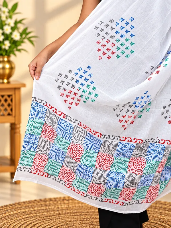 White_Cotton_Premium_&_Elegant_Dupatta_For_Women