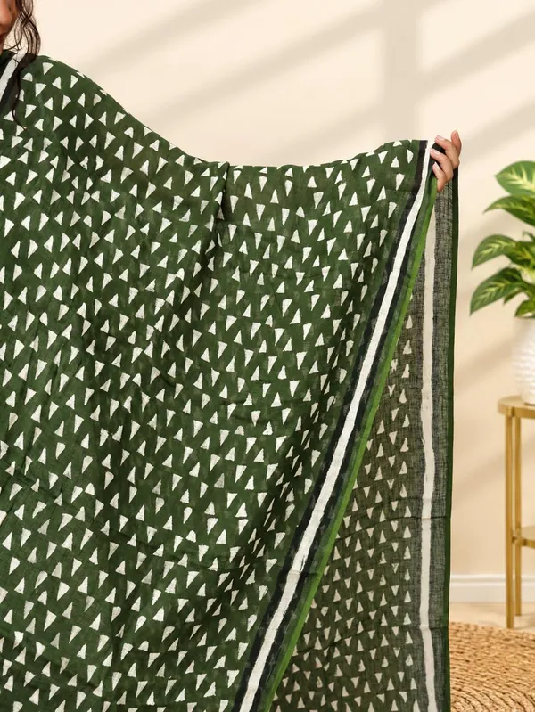Dark_Green_Hand_Print_Cotton_Premium_Dupatta_For_Women