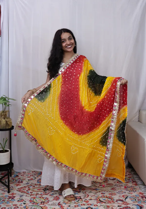 Gota_patti_Bandhani_Dupatta