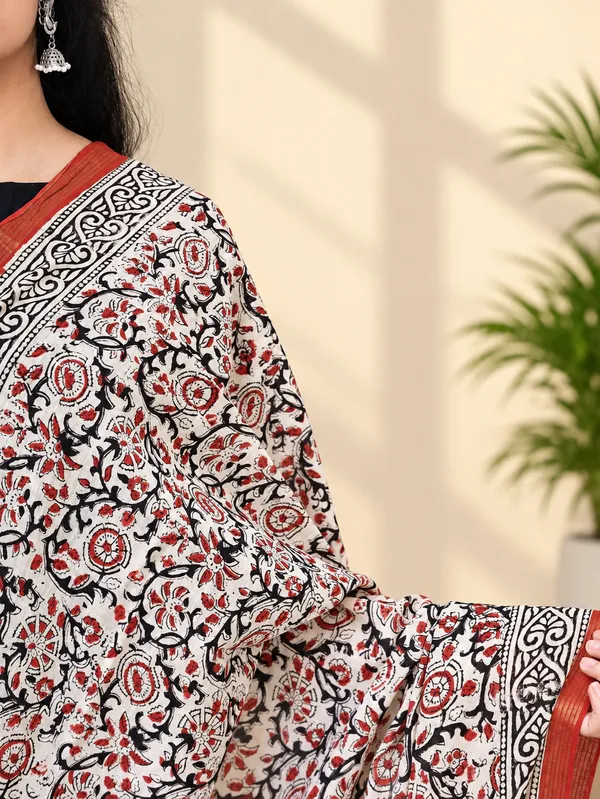 Hand_Block_Print_Cotton_Dupatta_For_Women