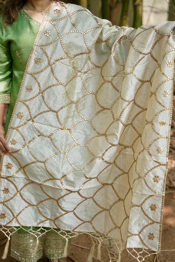 Khadi_Silk_Gota_Dupatta