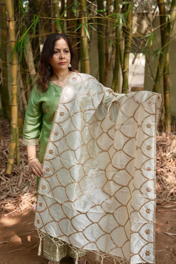 Khadi_Silk_Gota_Dupatta
