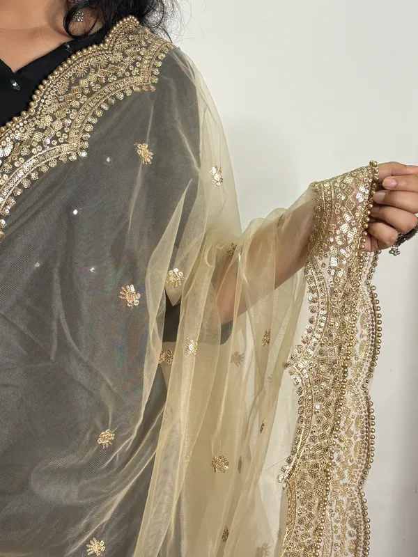 Net_Moti_4_Side_Cutwork_Dupatta