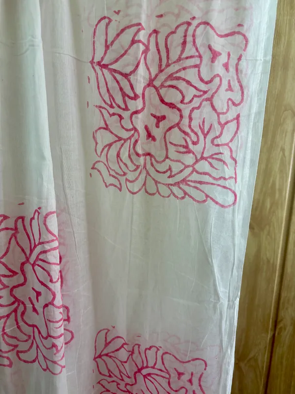 White_Base_Pink_Printed_Dupatta