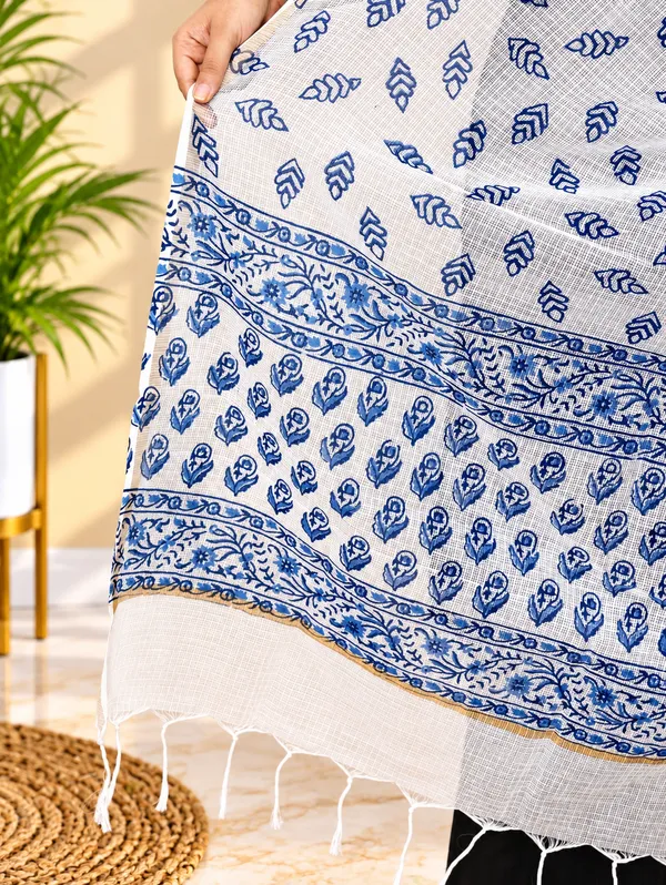 White_kota_Doria_Premium_&_Elegant_Dupatta_For_Women