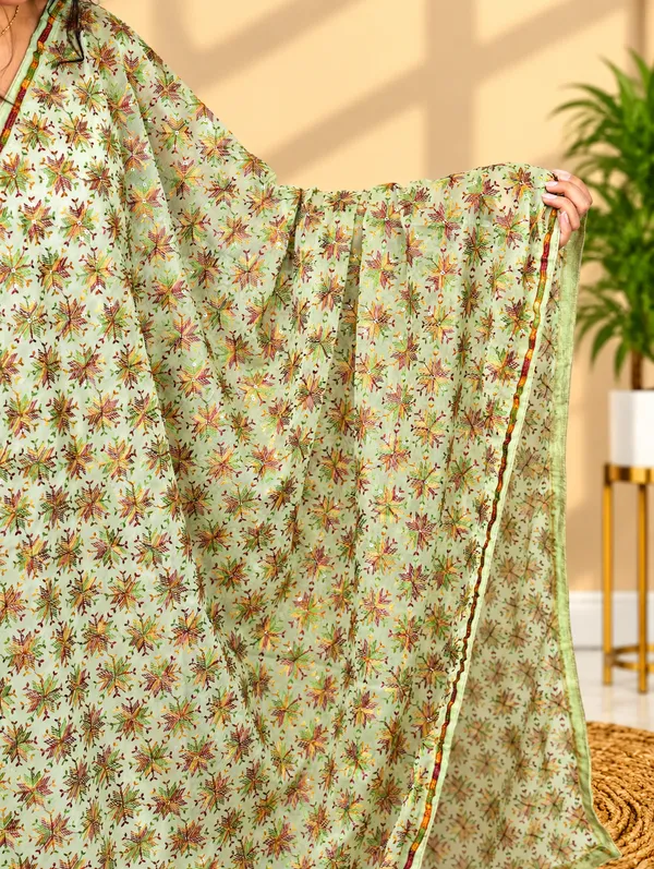 Phulkari_Premium_&_Elegant_Dupatta_For_Women