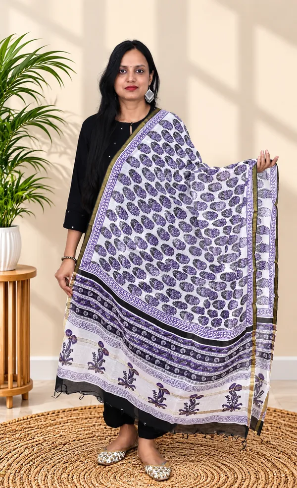 Hand_Block_Print_Cotton_Premium_&_Elegant_Dupatta_For_Women