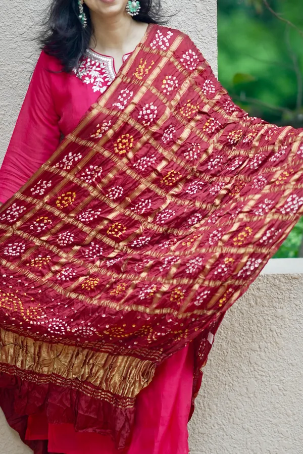Handcrafted_Modal_Silk_Bandhani_Gharchola_Dupatta