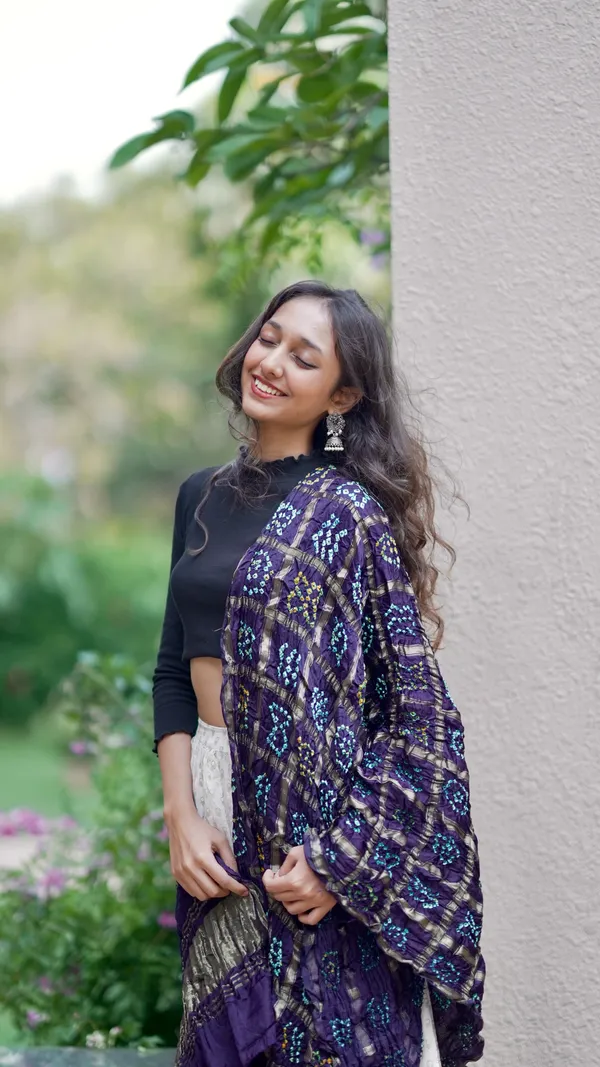 Handcrafted_Modal_Silk_Bandhani_Gharchola_Dupatta