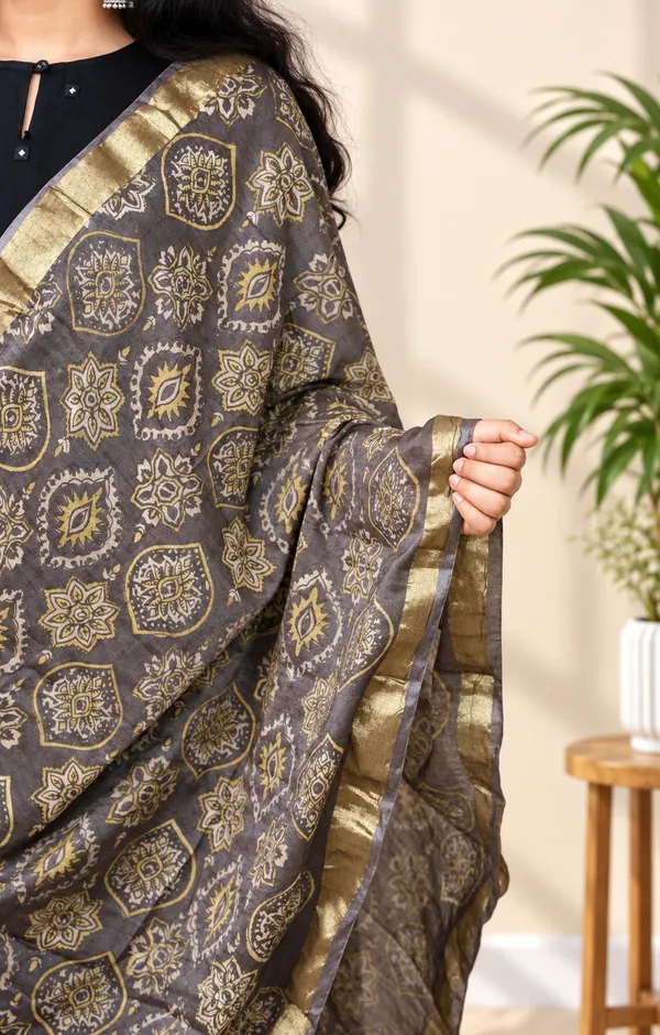 Chanderi_Cotton_Silk_Premium_&_Elegant_Dupatta_For_Women