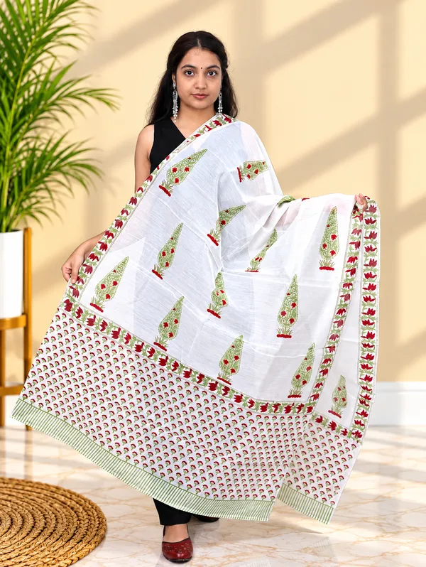White_Hand_Block_Print_Cotton_Dupatta_For_Women