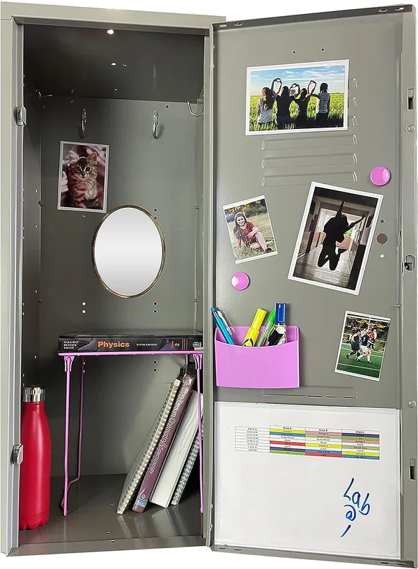 Magnetic_Photo_Frames_For_Refrigerator,_8x6_Inches_Rectangular,_A_Gift_for_Family_and_Friends_to_Display_their_Photos_on_Any_metal_Surface.