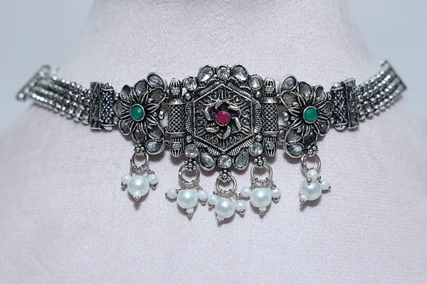 Silver_Oxidized_Statement_Design_Necklace_Earring_Set_For_Women