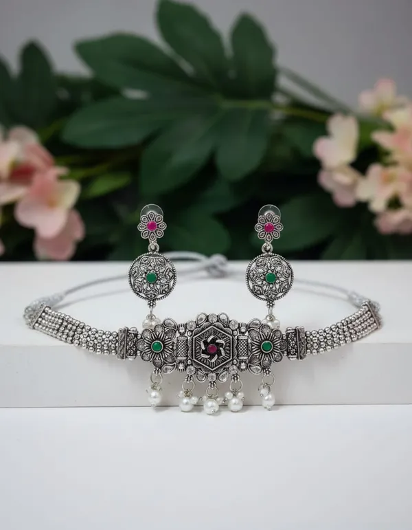 Silver_Oxidized_Statement_Design_Necklace_Earring_Set_For_Women