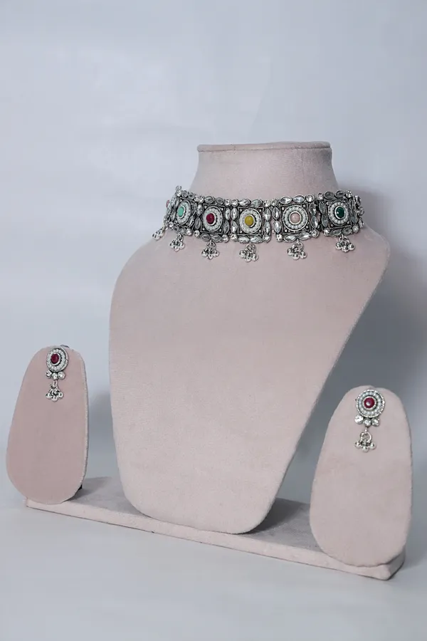 Silver_Oxidized_Royal_Necklace_Earring_Set_For_Women