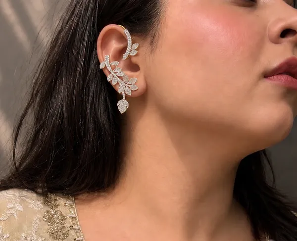 Elegant_CZ_Leaf_Vine_Hoop_Earrings