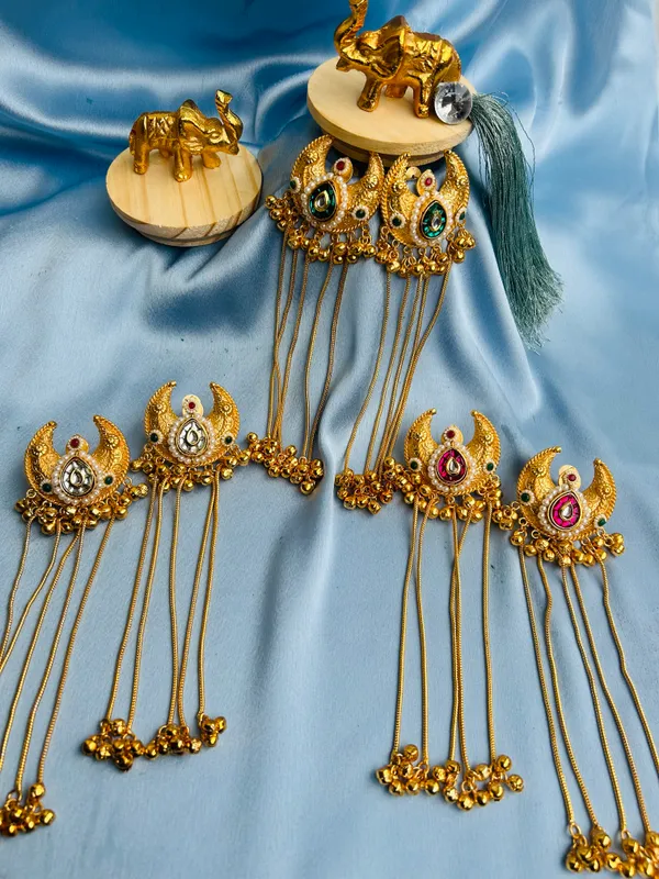 Zoon-e-zar_Jhumkas