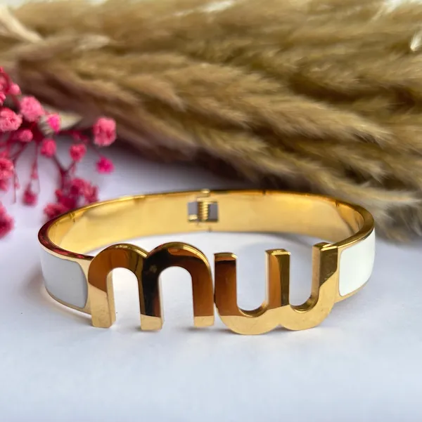 Gold_&_White_Traditional_Signature_Bracelet_For_Women