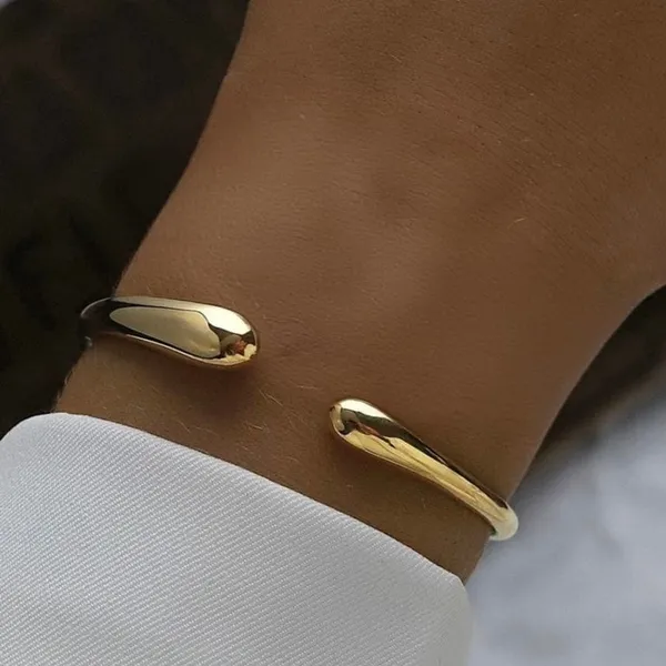 Gold_Traditional_Open_Gold_Cuff_For_Women