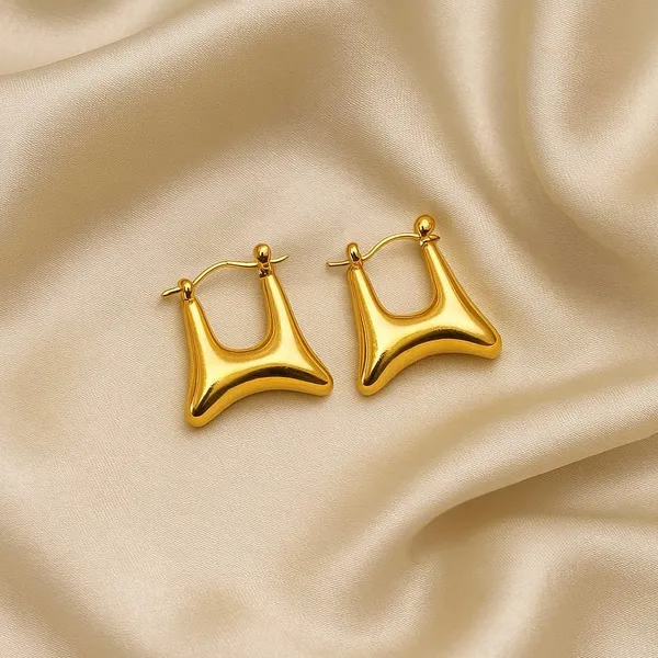 Gold_Traditional_U-Shaped_Hoop_Earrings_For_Women