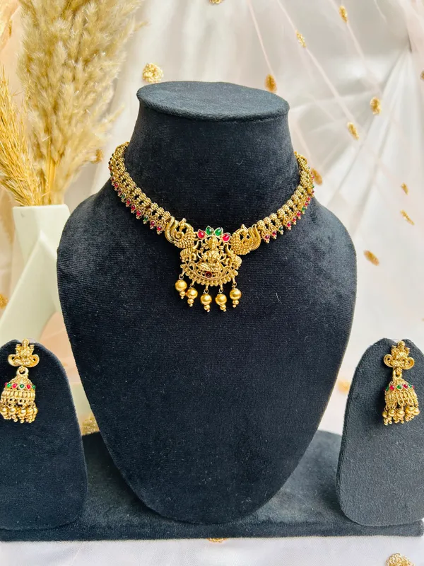 Aadya_lakshmi_Choker