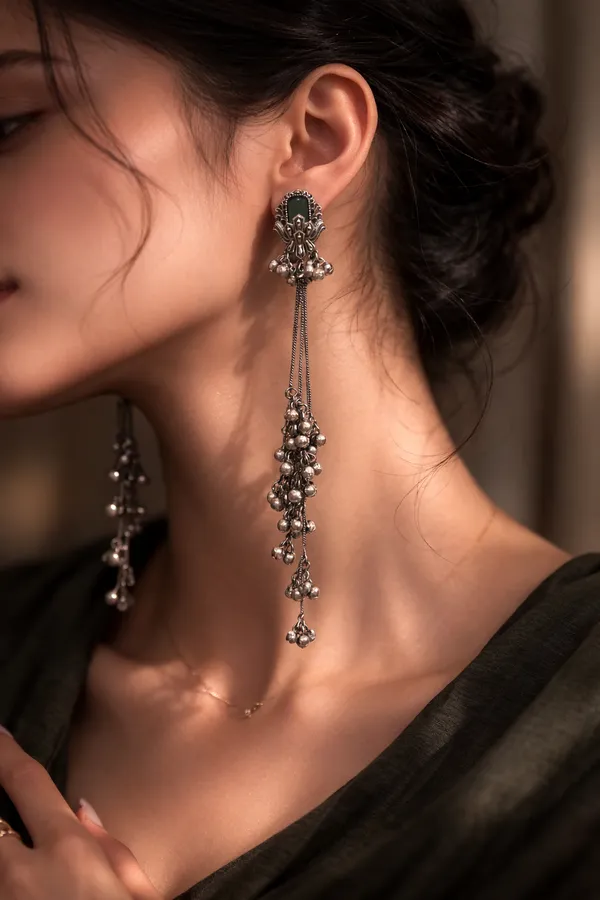 Sheen_Oxidised_Jhumki