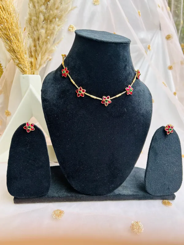 Varnika_Floral_Set