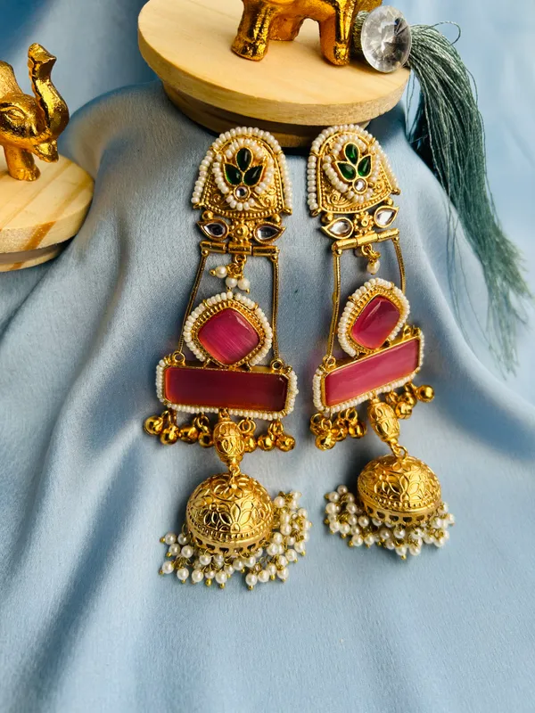 Noor-e-gul_Jhumkas