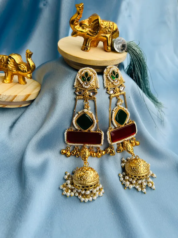 Noor-e-gul_Jhumkas