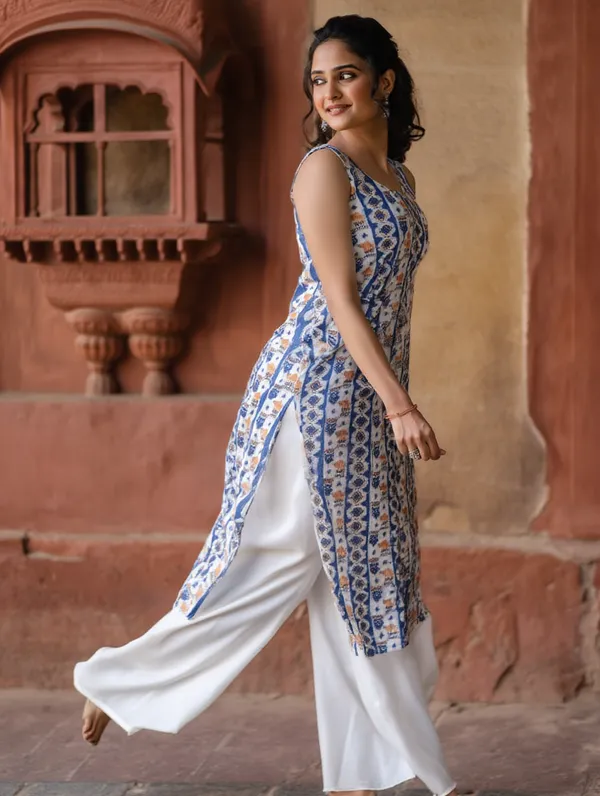 Blue_Crepe_Kurti_Set_For_Women