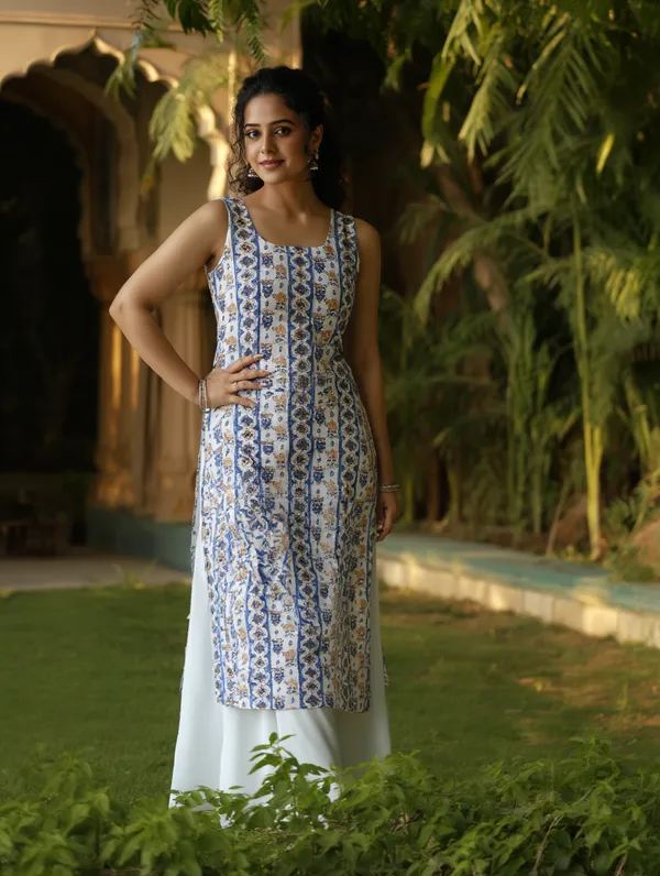 Blue_Crepe_Kurti_Set_For_Women