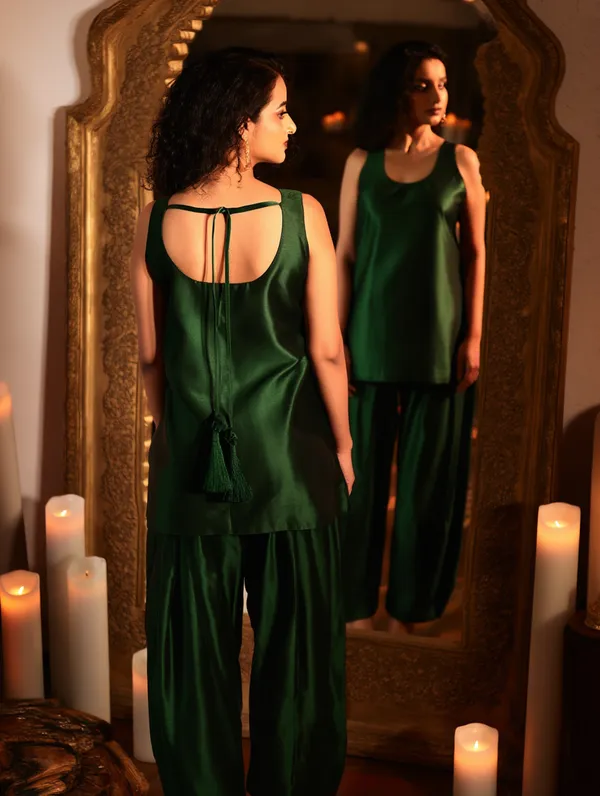 Green_Japanese_Satin_&_Organza_Salwar_Set_For_Women