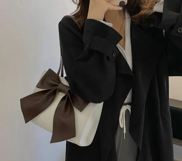 Brown_Premium_Pu_Material_Casual_Hand_Bag_For_Women