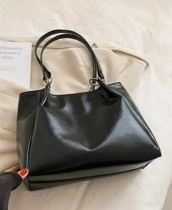 Black_Premium_Pu_Material_Casual_Hand_Bag_For_Women