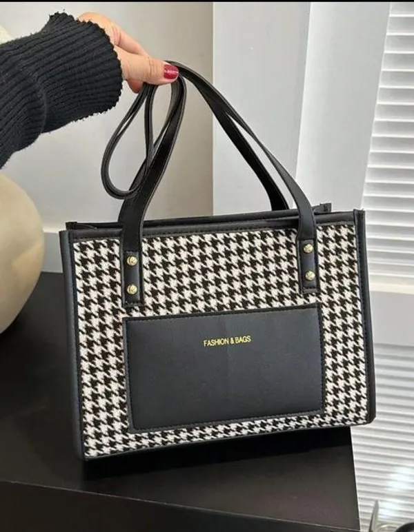 Black_Premium_Pu_Material_Casual_Hand_Bag_For_Women